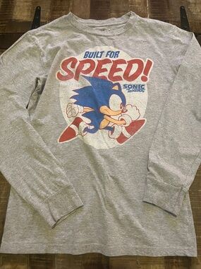 Sonic the Hedgehog 'Built for Speed' Gray Kids Long-Sleeve Shirt
